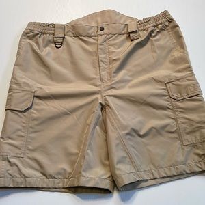 Firstwatch H20 TAC, khaki utility cargo short.  Men’s size 42
